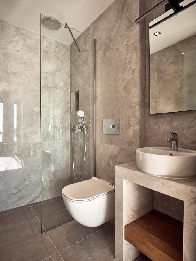 Uparati Villa - Hilltop Sea View Retreat Tsiliví Eksteriør bilde