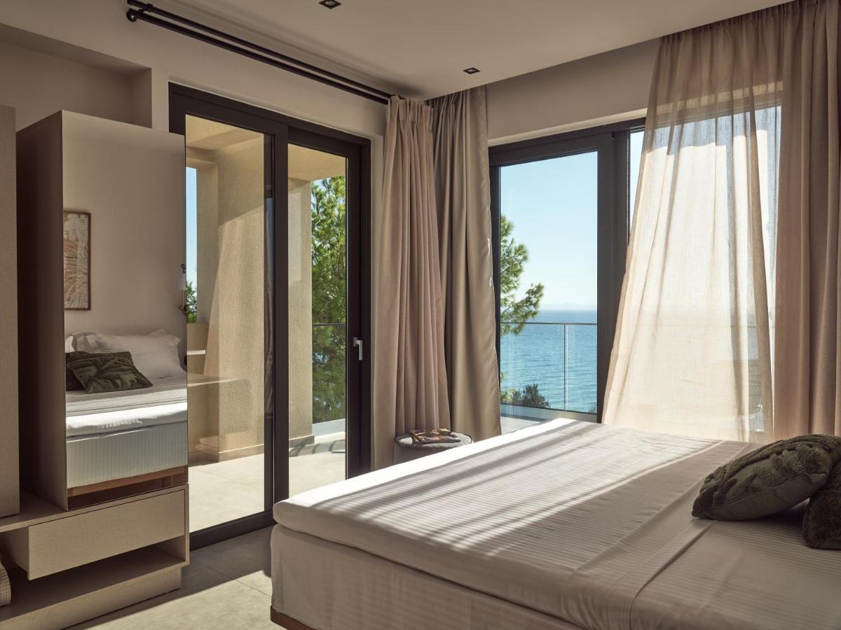 Uparati Villa - Hilltop Sea View Retreat Tsiliví Eksteriør bilde